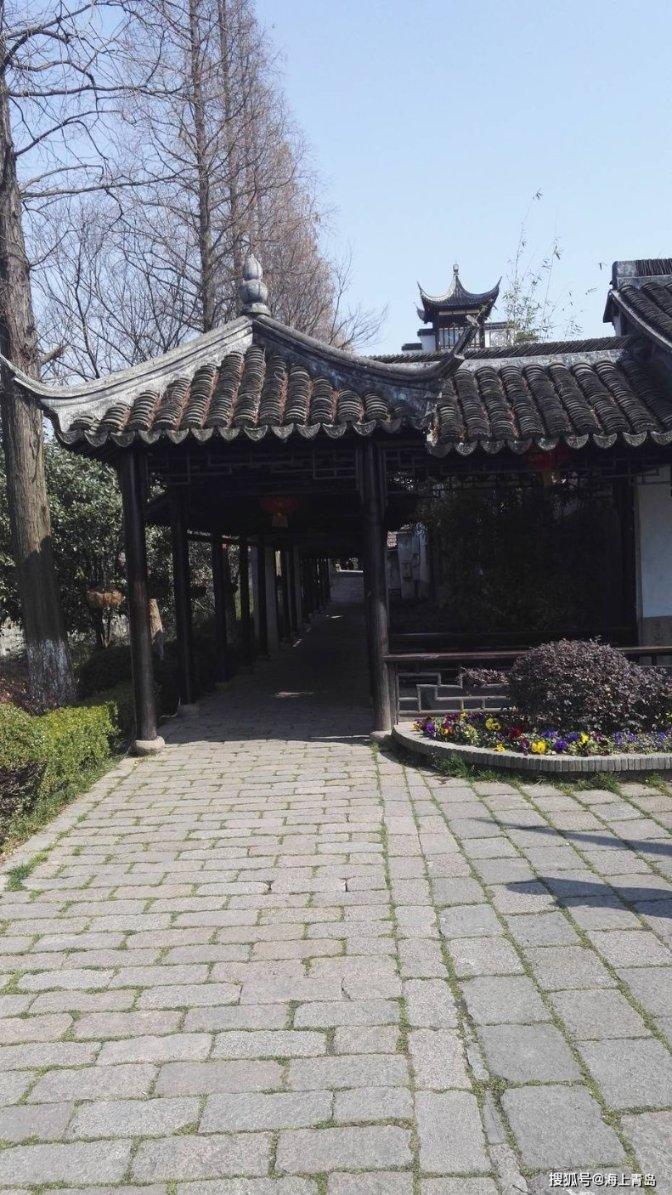 为什么要避免和同事正面刚呢？游戏画面